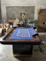 Table de roulette en cuir de haute qualité en bois massif inversé doré de casino Table de poker de style ovale moderne pour les jeux de hasard