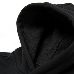 Felpa Personalizzata da Uomo con Motivo a Ragnatela Decorativo in Strass Scintillanti e Scritte, Comoda e Oversize - Product Image 4