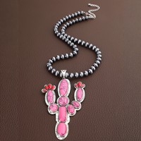 Longue chaîne de perles Navajo avec pendentif cactus surdimensionné vintage incrusté de turquoise