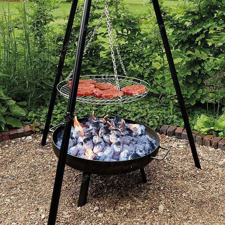 Açık asılı mangal Tripod ateş çukuru ayarlanabilir ağır alman barbekü ızgara kamp ateşi barbekü pişirme