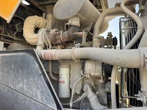 Carregadeira de Rodas Usada de Marca Reconhecida 856H, Carga Nominal de <span class=keywords><strong>5500kg</strong></span>, Motor Cummins 170kW, 980h de Horas de Trabalho, Bomba Hidráulica Incluída - Product Image 4