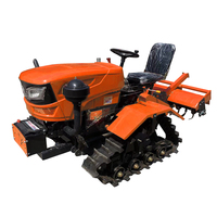 Tracteur agricole 60 CV avec tondeuse pour la coupe de l'herbe dans les allées des vergers et la couverture des sols en plantation, machine agricole