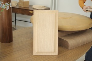 Porte intérieure à panneau lisse en MDF de qualité meuble, placage hickory, design moderne, fabriquée au Vietnam - Product Image 3