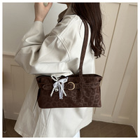 Sac à bandoulière pour femme à motif léopard avec ceinture décorative, sac à main à poignée supérieure, sac décontracté à porter sous le bras pour le quotidien, vente en gros
