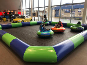 Autos de Choque Inflables para Exteriores, Área Deportiva, Pista de Carreras Inflable con Autos de Choque - Product Image 3