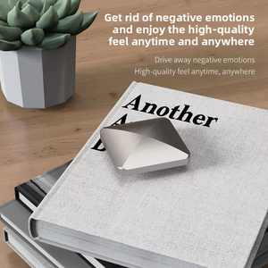 Jouet anti-stress en métal unisexe, ultra durable, en acier inoxydable, à haute vitesse, 3-5 minutes de rotation, Yqxc Yyu781 - Product Image 1