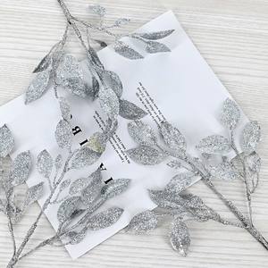 Guirlande de feuilles de houx artificielles en paillettes argentées HLC ODM pour Noël, bricolage, artisanat, arrangement de plantes, décoration, cadeau de fête - Product Image 3