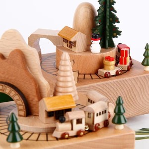 Nuevo Tren de Juguete de Madera 2026 con Rieles Giratorios, Instrumento Musical Educativo de Madera, Juguetes de Seguimiento Navideños para Niños - Product Image 4