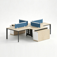 Poste de travail de bureau modulaire moderne à 4 voies pour usage professionnel, taille personnalisée avec pieds en métal