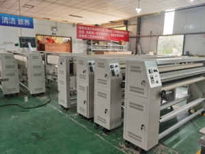 Rollo de transferencia de prensa de calor de 1,6 M, Rollo textil de impresión de tela a rollo, máquina de calendario rotativa de sublimación Digital con mesa de trabajo - Product Image 5