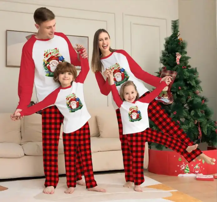 2022 nuovo arrivo stampa pigiama natalizio Set abbinato pigiama natalizio per la famiglia