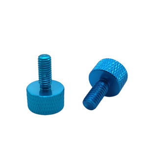 Tornillos de mano de malla de aleación de aluminio de <span class=keywords><strong>color</strong></span> M3M4M5M6 para gabinete de caja de ordenador Ajuste de rosca gruesa moleteada - Product Image 3