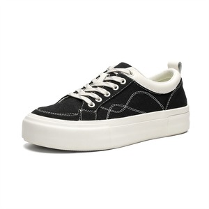 รองเท้าผ้าใบระบายอากาศสำหรับผู้ชายสุดเทรนดี้ รองเท้ากีฬาผู้ชายรุ่นลิมิเต็ดอิดิชั่น ฤดูใบไม้ผลิ 2025 รองเท้าผ้าใบพื้นหนา - Product Image 4