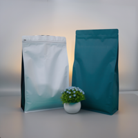 Sac de café en vrac de 2,5 kg avec valve et fermeture éclair, pochette à fond plat blanc mat pour l'emballage de grains de café torréfiés