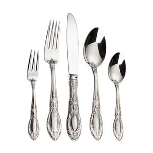 ชุดช้อนส้อมสแตนเลส 18/8 คุณภาพเยี่ยม ดีไซน์วินเทจ ลายนูนแบบราชวงศ์ รับผลิตตามแบบ OEM สำหรับของขวัญธุรกิจ - Product Image 1