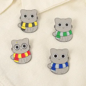 Pino de emblema para esmalte, bolinha para gato, mágica, escola, personalizado, cachecol listrado, vestuário para animais