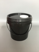 Seau en plastique PP de 5 L et 6 L avec couvercles noirs et bec verseur pour emballage d'encre 5 kg 6 kg