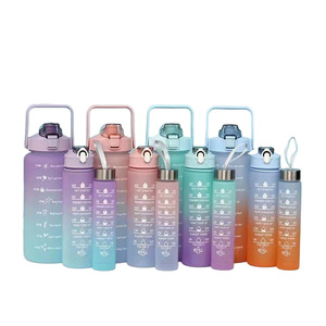 Bouteille d'eau <span class=keywords><strong>portable</strong></span> de sport et d'extérieur de grande capacité (2000 ml) avec paille, en <span class=keywords><strong>PC</strong></span>, trois compartiments, avec échelle graduée - Product Image 5