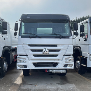 Vente à bas <span class=keywords><strong>prix</strong></span> de camion-<span class=keywords><strong>citerne</strong></span> d'occasion Haowo 6*4 371HP d'une capacité de 20000 <span class=keywords><strong>litres</strong></span>. Fabriqué par China FAW Truck. - Product Image 2