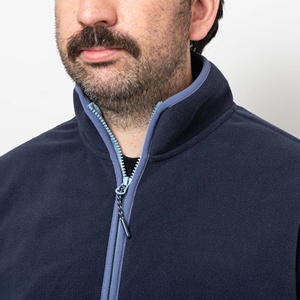 Blazer en <span class=keywords><strong>polaire</strong></span> personnalisé à fermeture éclair de 300g/m2 en <span class=keywords><strong>polaire</strong></span> recyclée Garnitures élastiques résistantes à l'eau Conception à deux poches - Product Image 4