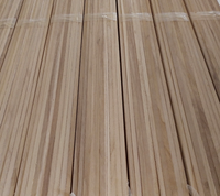 Bande de chanfrein de haute qualité à bon prix en bois massif Paulownia Triangle Lattens