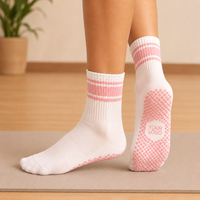 Chaussettes de yoga mi-mollet personnalisées avec logo tricoté, antidérapantes, pour Pilates, fitness, séchage rapide, respirantes pour femmes