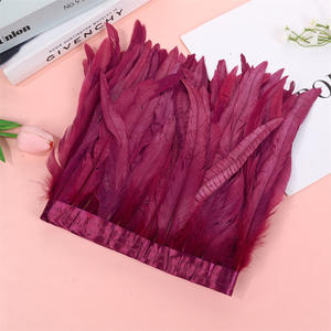 <span class=keywords><strong>Plumas</strong></span> <span class=keywords><strong>de</strong></span> puesta en escena 30-35 cm pluma <span class=keywords><strong>de</strong></span> cola <span class=keywords><strong>de</strong></span> gallo teñida decolorada <span class=keywords><strong>con</strong></span> recorte <span class=keywords><strong>de</strong></span> tela - Product Image 5