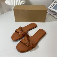 Sandales plates à bout carré pour femme, style classique, imprimé léopard, avec brides croisées et boucles, chaussures de plage – Grande Vente