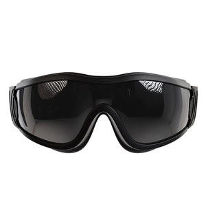 Nouvelles lunettes stylées pour animaux de compagnie, lunettes de protection UV réglables, lunettes de soleil pour chiens, en stock et en gros. - Product Image 2