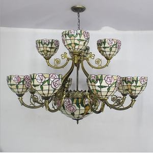 Lámpara de Araña LED de Estilo Europeo con Múltiples Cabezas, Vidrio Tiffany, Diseño de Rosas, para Comedor, Dormitorio, Hotel, Vestíbulo - Product Image 4