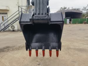 Excavadora de construcción de baja hora Excavadora de orugas VOLVO EC210 de segunda mano grande a la venta - Product Image 6