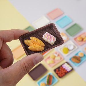 Plateau rectangulaire en plastique imitation rotin de 5 cm, jouet <span class=keywords><strong>miniature</strong></span> pour maison de poupée, ustensile de cuisine <span class=keywords><strong>miniature</strong></span>, plateau en rotin pour jeux alimentaires - Product Image 1