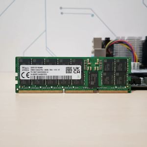 หน่วยความจำเซิร์ฟเวอร์ HMCT14AGERA645N ของแท้ 256GB DDR5 ECC REG 4800Mhz 2S4Rx4 RAM - Product Image 2