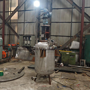 Cuve de réaction chimique pour résine époxy avec mélangeur à serpentin et pompe moteur, haute capacité 10L-5000L - Product Image 2