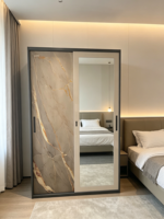Armoire de rangement de chambre à coucher moderne en acier personnalisable à 2 portes coulissantes, robuste et démontable, pour la maison