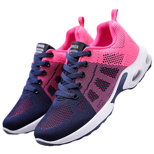 <span class=keywords><strong>Zapatillas</strong></span> ligeras de encaje para <span class=keywords><strong>mujer</strong></span>, <span class=keywords><strong>zapatillas</strong></span> acolchadas con aire, informales, para correr, caminar, plantilla tejida transpirable, talla grande, suave - Product Image 1