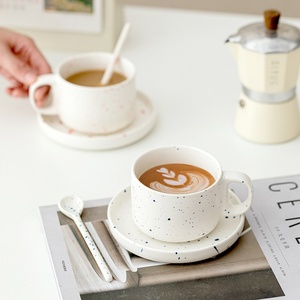 Wholesale <b>Ceramic</b> Coffee <b>Cup</b> and Saucer Sets with High Appearance Quality Retro Spotted Mugs Creative Couple-style <b>Cups</b> - Product Image 4