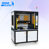 Machine de distribution de colle à 4 axes avec table rotative et rideau lumineux pour pièces circulaires