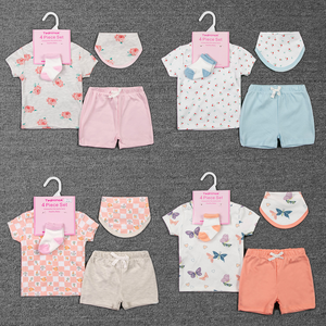 Prix d'usine – Nouveauté <span class=keywords><strong>été</strong></span> : Ensemble 4 pièces en coton pour <span class=keywords><strong>nouveau</strong></span>-<span class=keywords><strong>né</strong></span> (T-shirt, short, chaussettes, bavoirs) – Vente en gros, couleur personnalisable, tendance - Product Image 1