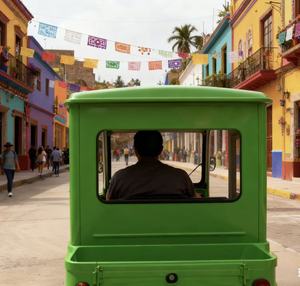 Triciclos Eléctricos de Carrocería Abierta con Colores Personalizables, Neumáticos Todoterreno 4.0-10, <span class=keywords><strong>Techos</strong></span> de Lona, Cortinas Impermeables, 6 Pasajeros, Carga Útil de 600 kg - Product Image 2