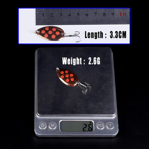 Cuillère à leurre brillant simulé 3.3cm 2.6g Attire les poissons micro-dimensionnés Tilapia Brochet Truite Bass Catfish Fishing Rivers Made ABS Material - Product Image 6