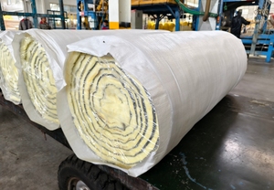 Màu vàng glasswool sợi thủy tinh cách nhiệt CuộN kho ứng dụng với dây lưới chăn sợi thủy tinh len - Product Image 3