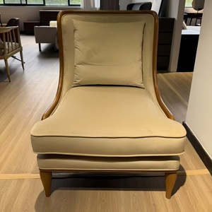 <span class=keywords><strong>Fauteuil</strong></span> moderne en bois massif à dossier <span class=keywords><strong>haut</strong></span> avec revêtement en velours gris clair, chaise ergonomique haute pour la lecture, idéale pour le bureau à domicile et le salon - Product Image 1
