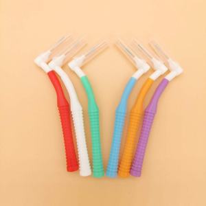 Brosse interdentaire orthodontique avec manche en bambou, nettoyeur interdentaire en plastique, poils doux, soins bucco-dentaires pour adultes - Product Image 5