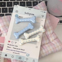Barrettes à cheveux en plastique simples et mignonnes en forme d'os de chien pour femmes et enfants |   Pinces à cheveux bec de canard pour franges avant et mèches latérales 6 cm Usage quotidien