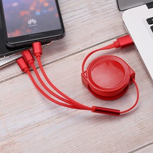 สายเคเบิลข้อมูลแบบยืดหดได้ 3-in-1 พร้อมหัวต่อ USB Type C, Micro USB และ Lightning สำหรับโทรศัพท์มือถือและรถยนต์ - Product Image 1