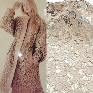 Fábrica De Luxo Água Solúvel Guipure Leite Bordado De Tecido De Renda De Seda Para Casamento Tecido Personalizado 2024 Laço De Flor Macia - Product Image 2