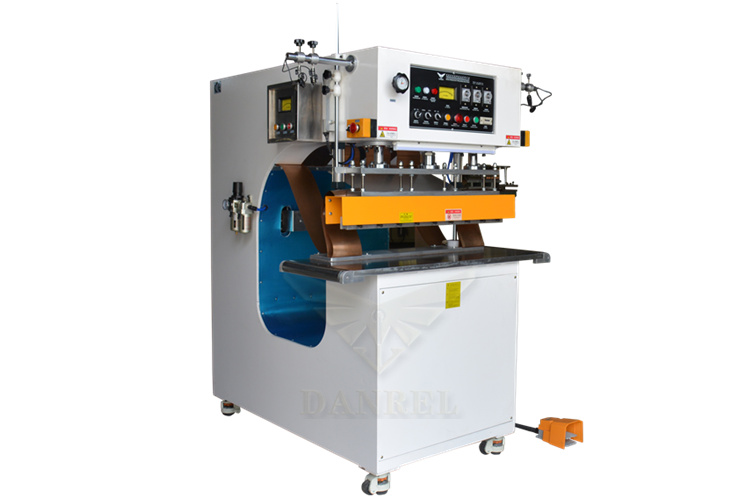 Small 5KW HF Welder Tents High Frequency PVC Coated Fabric Welding Machine