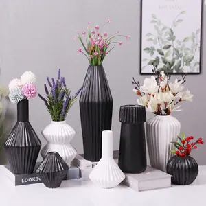 Benzersiz popüler yeni porselen beyaz siyah masa ev dekor buğday samanı vazo