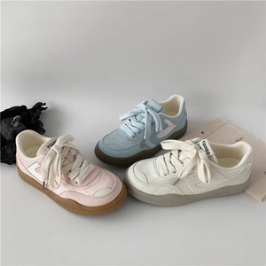 Chaussures de marche à lacets à semelle épaisse pour femmes, collection Automne-Printemps-Été-Hiver 2026, chaussures de skateboard personnalisées - Product Image 1